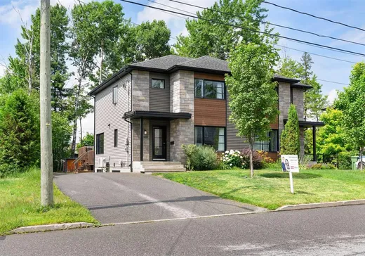 Maison à vendre - 1206 Rue Laurentide, Magog, J1X 5A7
