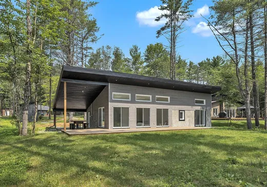 Bungalow for sale - 105 Ch. Val-Nature, Val-des-Bois, J0X3C0