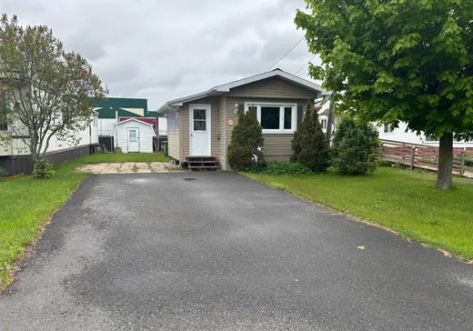 Loft à vendre - 2155 Av. Rousseau, Plessisville, G6L 2V5
