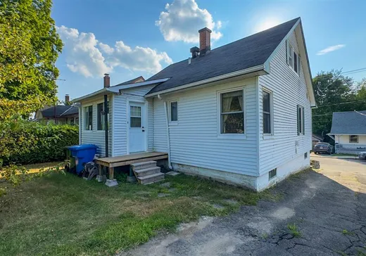 House for sale - 279 Rue Rosedale, Brownsburg-Chatham, J8G 3A6