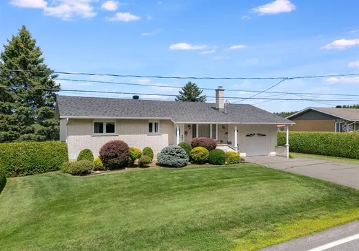 Bungalow à vendre - 2817 Rue St-Calixte E., Plessisville, G6L2Y2