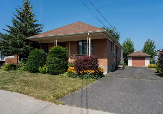 Maison à vendre - 1370 Rue Lalemant, Drummondville, J2B 5B7
