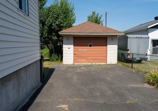 Maison à vendre - 1370 Rue Lalemant, Drummondville, J2B 5B7