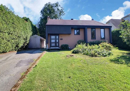 Bungalow à vendre - 916 Rue Danys, Sherbrooke, J1H5Z8