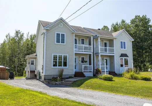 Maison à étages à vendre - 5952Z Rue de la Frontière, Sherbrooke, J1N2W1