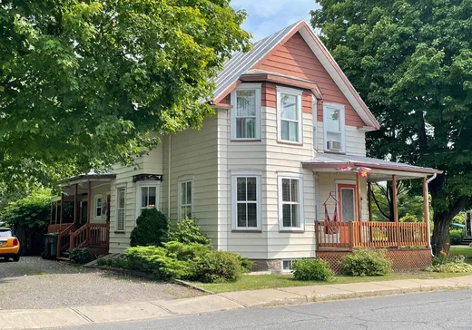 Maison à vendre - 915 Rue Principale, Notre-Dame-des-Lourdes, G0S 1T0