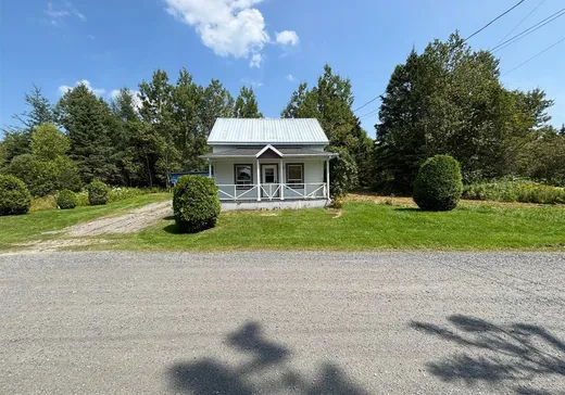 Maison à vendre - 31 St-Léon S., Rg, St-Malachie, G0R 4L0