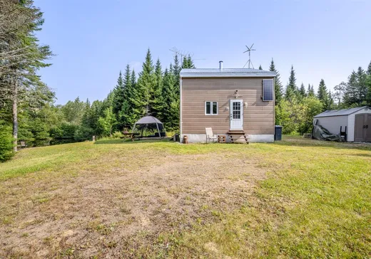 House for sale - 137 Ch. Cauchon, St-Tite-Des-Caps, G0A 4J0
