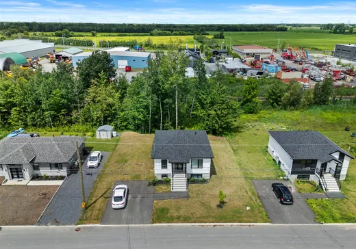 Maison à vendre - 475 Rue Lampron, St-Cyrille-De-Wendover, J1Z 0G5