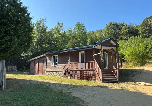 Maison à vendre - 95 Rue Blackburn, La Malbaie, G5A 1G6
