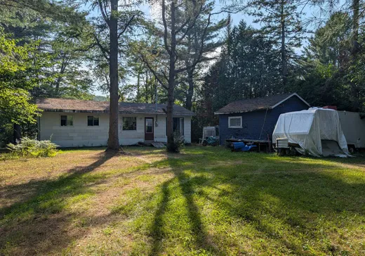 Maison à étages à vendre - 591 Ch. du Lac-à-la-Pêche, St-Mathieu-Du-Parc, G0X1N0
