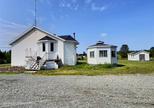 House for sale - 633 Rg Rangs-8-et-9 E., Sainte-Gertrude-de-Manneville, J0Y 2L0
