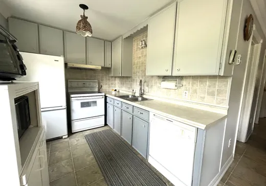 Maison à vendre - 1050 Rg St-Léopold, Sainte-Clotilde-de-Horton, J0A 1H0