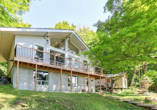 Two or more stories for sale - 25 Ch. du Gros-Bec, Saint-Sauveur, J0R1R1