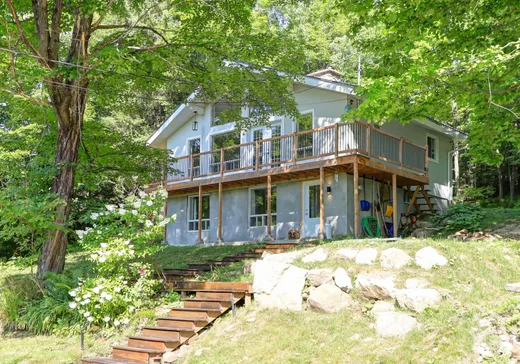 Maison à vendre - 25 Ch. du Gros-Bec, Saint-Sauveur, J0R 1R1