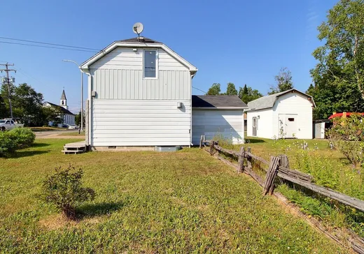 House for sale - 220 Rue de l'Église, Sept-Îles, G0G 1H0
