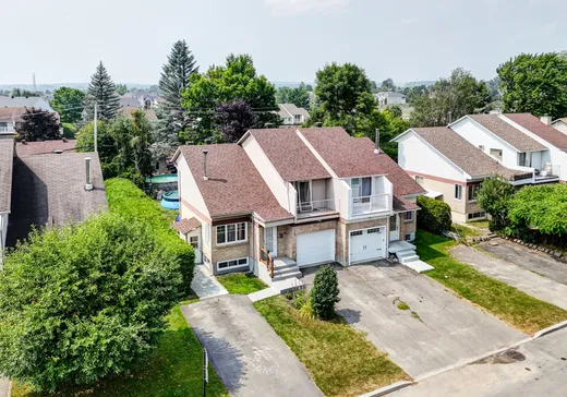 Maison à étages à vendre - 108-108A Rue Santa, Saint-Jérôme, J7Y4L6