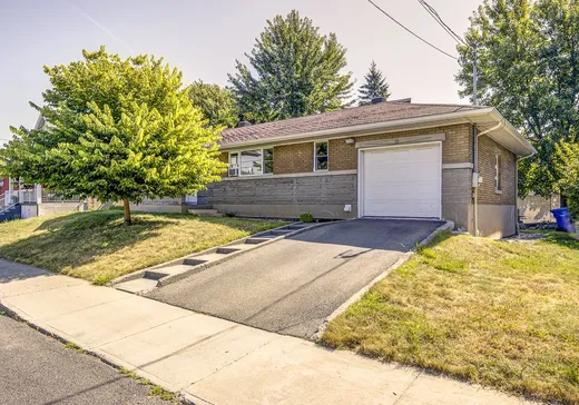 Maison à vendre - 170 Rue Louise, Longueuil, J4J 2T3