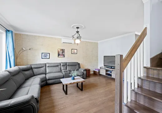 Maison à vendre - 23 Rue de Berthier, Granby, J2H 2P5