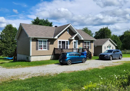 Maison à étages à vendre - 5 Ch. Faubert, Val-des-Bois, J0X3C0