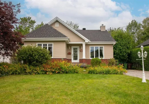 Bungalow à vendre - 564 Rue de l'Érablière, Sherbrooke, J1G5H9