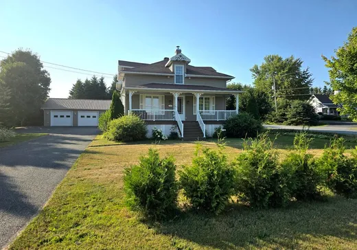 Maison à étages à vendre - 220 Route 108 (Courcelles), Courcelles, G0M1C0