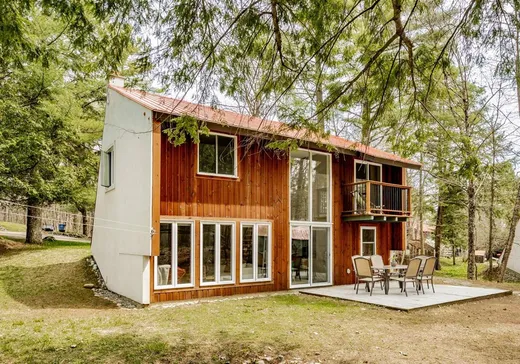 Maison à étages à vendre - 25 Rue des Ormes, Magog, J1X7B9