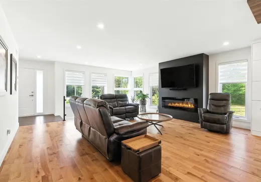 Maison à vendre - 643 Rue du Mont-Girard, Repentigny, J0B 2P0