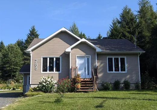 House for sale - 785 1re Rue E., Stornoway, G0Y 1N0