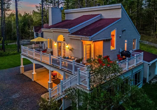 Two or more stories for sale - 2298 Rue du Petit-Prêcheur, Magog, J1X0M8