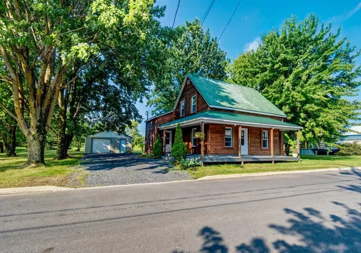 Maison à vendre - 5 Rue St-Amable, Saint-Guillaume, J0C 1L0