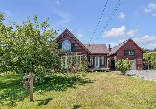 Maison à vendre - 396 Ch. du Hibou, Lac-St-Charles, G3G 1S1