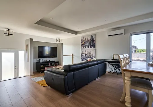 Maison à vendre - 22 Carré Morrison, Godmanchester, J0S 1H0