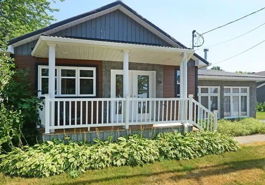 Maison à vendre - 19 Rue Hébert, Saint-Stanislas-de-Kostka, J0S 1W0
