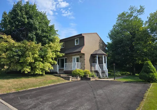 Maison à étages à vendre - 150 Rue des Esquimaux, Charlesbourg, G2M1L7