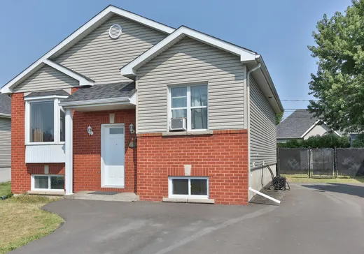 Maison à étages à vendre - 63 Rue Hermas-Lachapelle, Saint-Jean-sur-Richelieu, J2W3A3