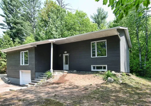 Two or more stories for sale - 2411 Ch. des Arbres, Ste-Julienne, J0K2T0