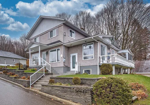 Two or more stories for sale - 15 Rue Durand, St-Jean-De-Matha, J0K2S0