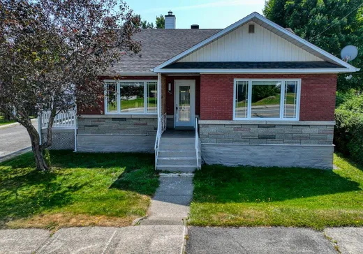 Maison à vendre - 357 Av. Blouin, St-Joseph-De-Coleraine, G0N 1B0