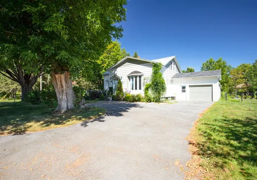 Maison à étages à vendre - 10 Rue Old Bedford, Stanbridge East, J0J2H0