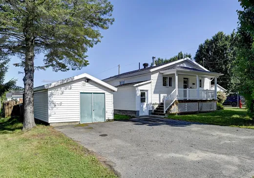 Bungalow à vendre - 376 Av. Duplain, St-Raymond, G3L3N5