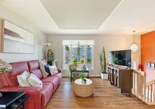Maison à vendre - 38 Rue de la Gare, St-Henri-de-Levis, G0R 3E0