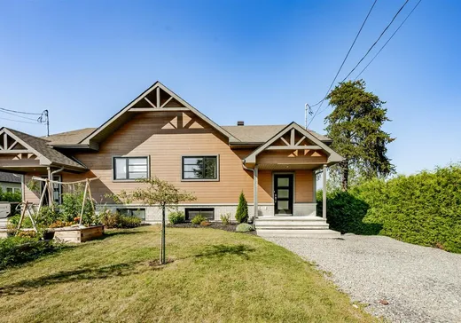 Bungalow à vendre - 175 Rue des Pionniers, Waterville, J0B3H0