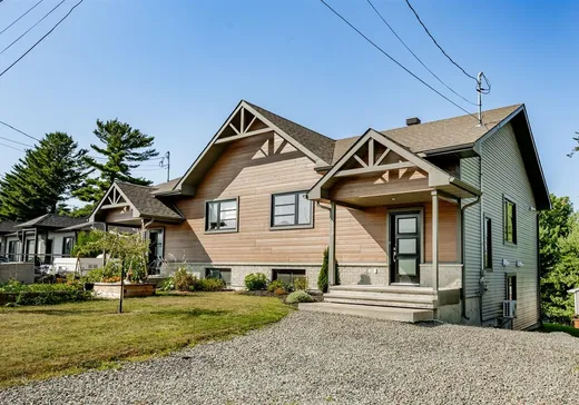 Maison à vendre - 175 Rue des Pionniers, Waterville, J0B 3H0