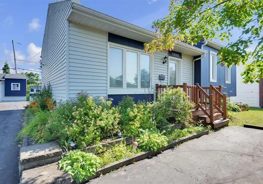 Split-level for sale - 1600 Rue Jogues, Mont-Joli, G5H3J7