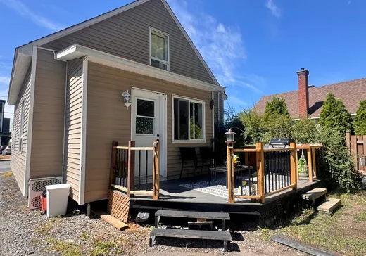 Maison à vendre - 99 Rue Robinson S., Granby, J2G 7L3