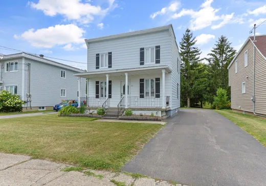 Maison à vendre - 33 Rue St-Louis, Sainte-Martine, J0S 1V0