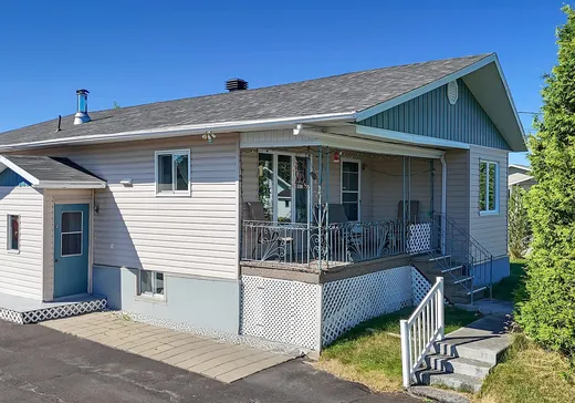 House for sale - 2 Rue Roger, Matane, G0J 3K0