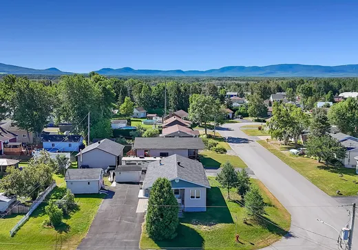 House for sale - 2 Rue Roger, Matane, G0J 3K0