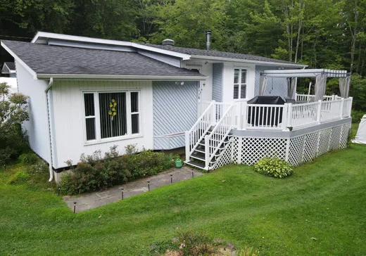 Maison à étages à vendre - 23 Route de Mansonville, Mansonville, J0E1X0